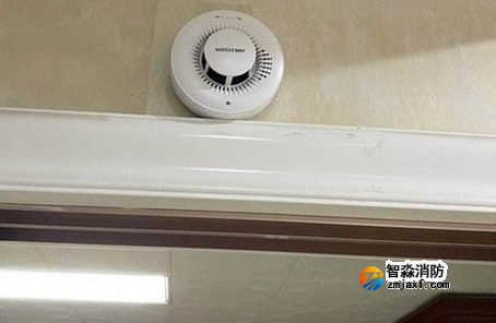 烟感火灾探测器